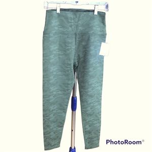 NWT Beyond Yoga High Waist Leggings Size L